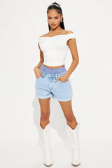 Short And Sweet Boxer Denim Shorts - Light Wash