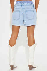 Short And Sweet Boxer Denim Shorts - Light Wash
