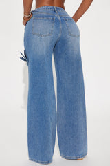 Floria Baggy Flower Applique Jeans - Medium Wash