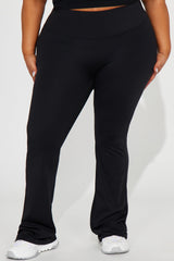 Nyma Ruched Yoga Pant - Black