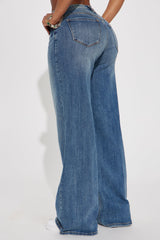 Stick To It Baggy Jeans - Medium Wash
