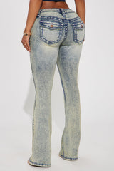 All At Once Stretch Flare Jeans - Light Wash