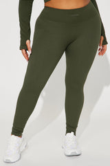 Fighter Ribbed Active Legging In Infinity Seamless - Olive