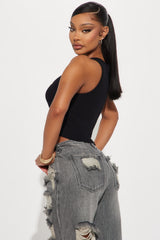 Von Dutch Ribbed Notch Neck Tank Top - Black/Green