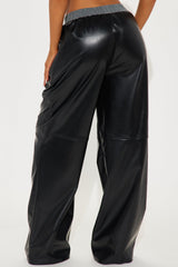 Astrid Faux Leather Boxer Pant - Black