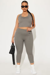Court Cutie Effortless Seamless Active Capri Legging - Charcoal