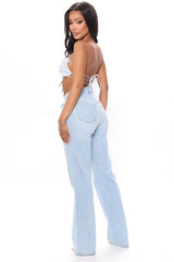 Can't You Relax Straight Leg Jeans - Light Wash