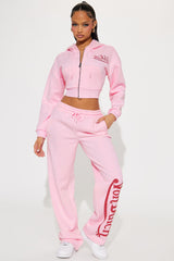 Von Dutch Embroidered Cropped Hoodie - Light Pink