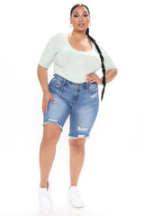 Corinna Booty Lifting Denim Bermudas - Medium Blue Wash