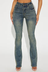 Vera Sculpting Stretch Bootcut Jeans - Medium Wash