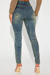 Isla Sculpting Skinny Jeans - Medium Wash