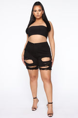 Gone Fishing Shorts - Black