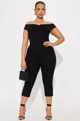 Clara Off Shoulder Ribbed Capri Set - Black