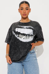 Stop & Stare Grillz Washed Oversized Tee - Black