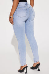 Malia Mid Rise Stretch Skinny Jeans - Light Wash