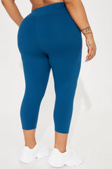 Flexibility Super Soft Capri Active Legging - Navy