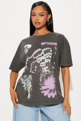 Got You Hooked Washed Oversized Tee - Black