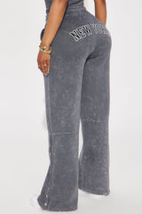 New York Washed Sweatpant - Charcoal