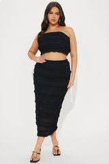 Irresistible Touch Ruffled Skirt Set - Black