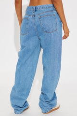 Crossover Straight Leg Jeans - Medium Wash