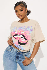 Def Leppard Cheetah Lips Oversized Tee - Cream