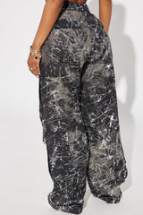 Eye Of The Storm Cargo Pant - Black