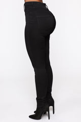 Snatch Me Tight Booty Lifter Skinny Jeans - Black