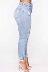 Keep Coming Back Boyfriend Jeans - Light Blue Wash