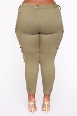 Kalley Cargo Pants - Olive