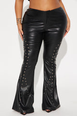 Dramatic Moves Low Rise Faux Leather Pant - Black