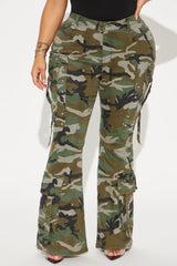 Do You Mind Camo Flare Pant - Olive/combo