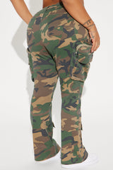 Staying True Bootcut Camo Pant - Olive/combo