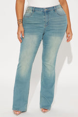 Mesa Booty Lifting Stretch Bootcut Jeans - Medium Blue Wash