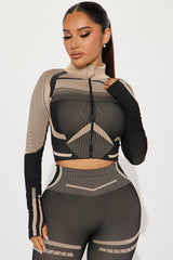 Getting Geometric Seamless Legging Set - Black/combo