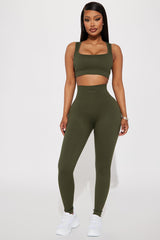 Fighter Ribbed Active Legging In Infinity Seamless - Olive