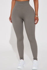 Fighter Ribbed Active Legging In Infinity Seamless - Charcoal