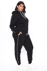 Tennis And Chill Fleece Jogger - Black