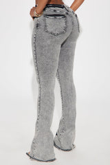Kaylor High Stretch Flare Jeans - Black Wash