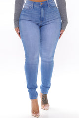 Show Off The Curves Super Stretch Booty Lifter Skinny Jeans - Medium Blue Wash