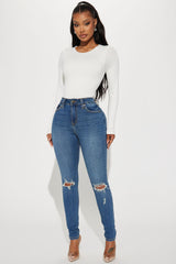 Kinsley Control Curvy Stretch Skinny Jeans - Medium Wash