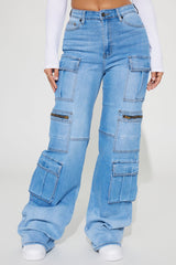 Back Talking Stretch Straight Cargo Jeans - Medium Wash