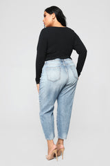 Tobi High Rise Mom Jeans - Medium Blue Wash