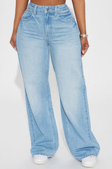 Yodit Flowy Baggy Jeans - Light Wash