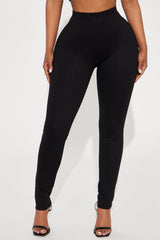 Tasha Pintuck Ponte Legging - Black
