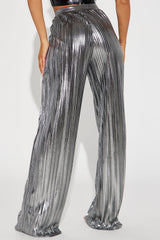 Party Up Metallic Plisse Pant - Silver