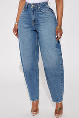 Everyone And Her Mom Jeans - Vintage Wash