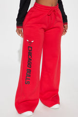 Bulls Warm Up Wide Leg Pant - Red