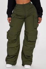Talk It Up Oversized Distressed Washed Cargo Pant - Olive