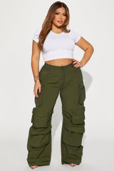 Talk It Up Oversized Distressed Washed Cargo Pant - Olive
