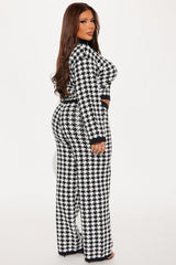 Do You Love Me Sweater Pant Set - Black/White